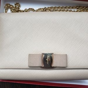 Salvatore ferragamo crossbag saffiano leather smal